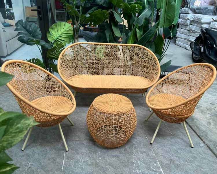 ban-ghe-may-nhua-san-vuon-dan-roi ban-ghe-may-nhua-san-vuon