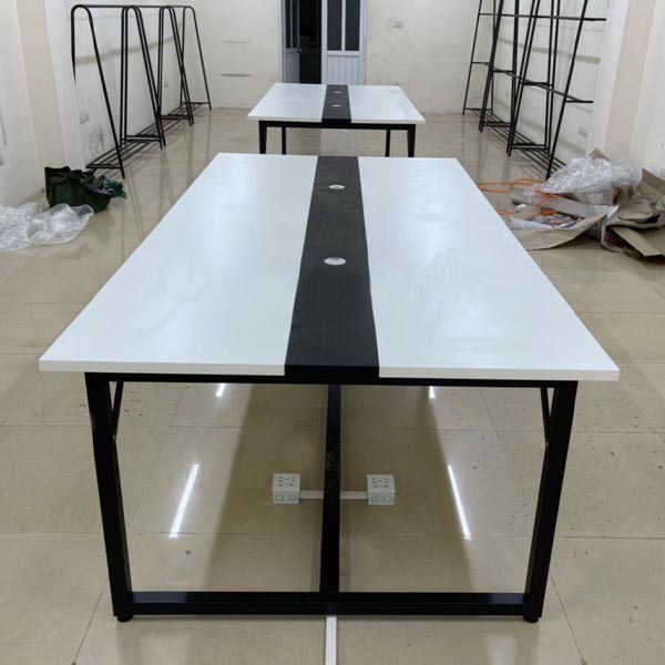 Bàn Họp Chân Sắt Dài 2M4 Bàn Họp Chân Sắt Dài 2M4